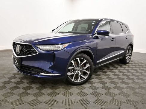 Used 2024 Acura MDX SH-AWD w/ Technology Package image 2