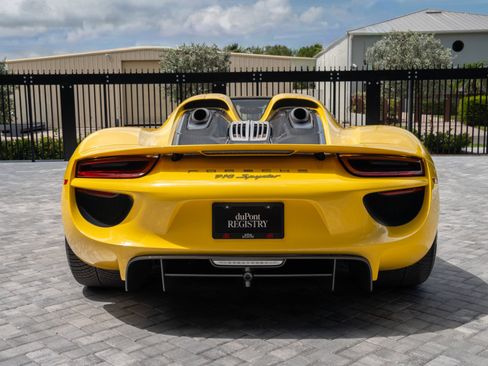 Used 2015 Porsche 918 Spyder AWD/4WD image 10