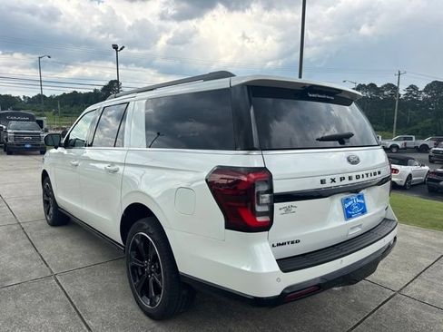 Used 2024 Ford Expedition Max Limited RWD image 5