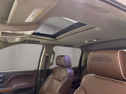 Used 2014 Chevrolet Silverado 1500 High Country w/ High Country Premium Package AWD/4WD image 4