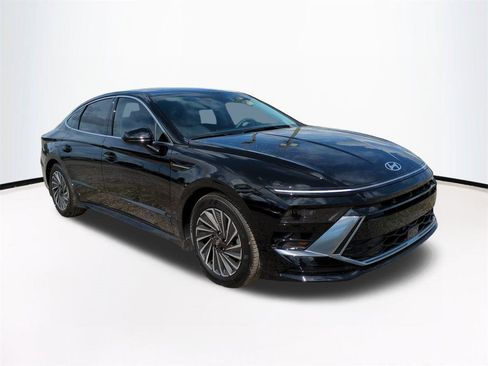 New 2025 Hyundai Sonata SEL image 2
