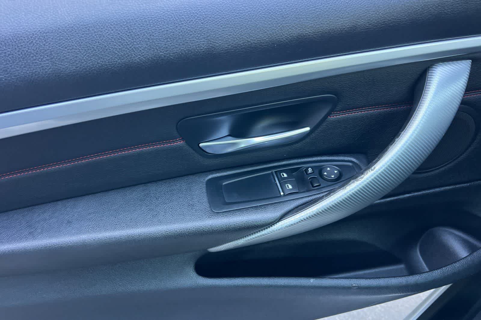 Used 2019 BMW 430i Coupe w/ Convenience Package RWD image 13