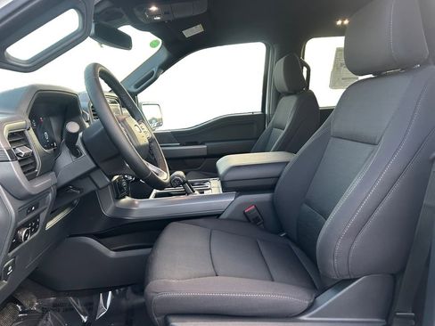New 2025 Ford F150 XLT w/ Equipment Group 302A MID image 38