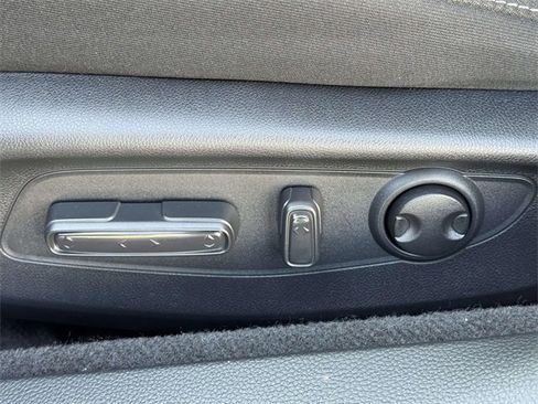 Certified 2023 Honda Accord EX image 17