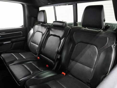 Certified 2019 RAM 1500 Laramie image 16