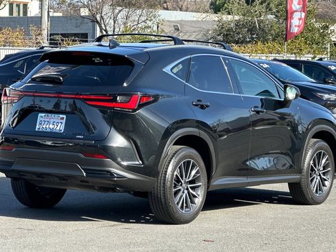 Certified 2022 Lexus NX 250 AWD image 4