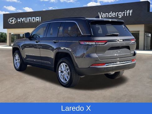 Used 2025 Jeep Grand Cherokee Laredo X image 8