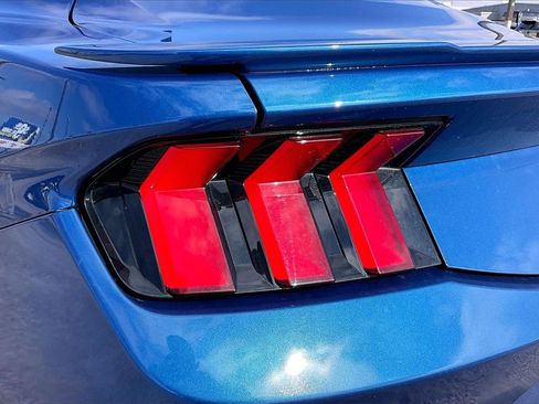 Used 2024 Ford Mustang GT Premium image 17