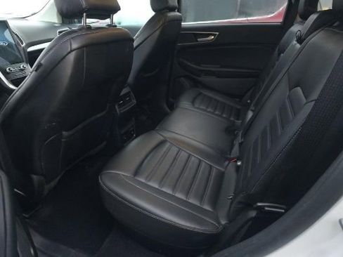 Used 2024 Ford Edge SEL w/ Convenience Package image 10