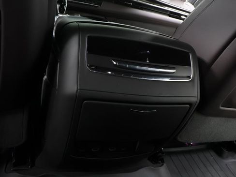 Used 2023 Cadillac Escalade Sport Platinum w/ LPO, ONYX Package AWD/4WD image 27