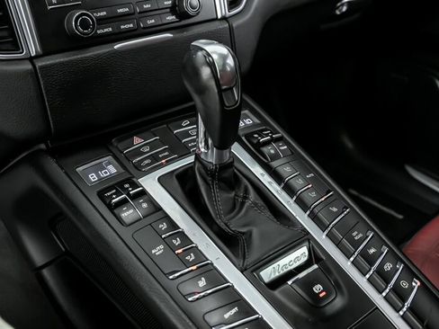 Used 2017 Porsche Macan GTS w/ Premium Package Plus image 34