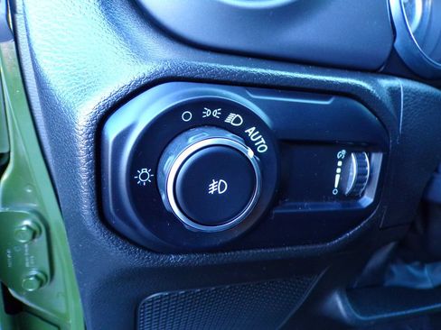 Used 2023 Jeep Wrangler Unlimited Sport AWD/4WD image 16