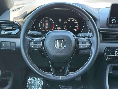 Used 2023 Honda Pilot Sport image 11