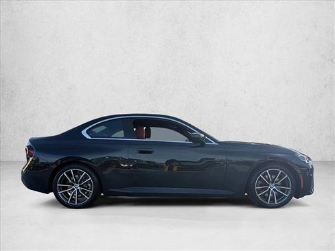 Certified 2022 BMW 230i Coupe w/ Convenience Package image 4