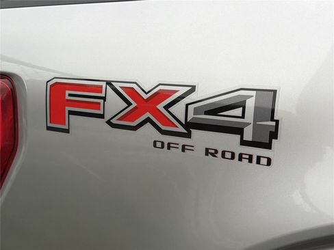 Used 2021 Ford F150 Lariat AWD/4WD image 5