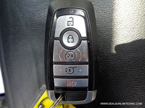 Used 2020 Ford Explorer Limited AWD/4WD image 29