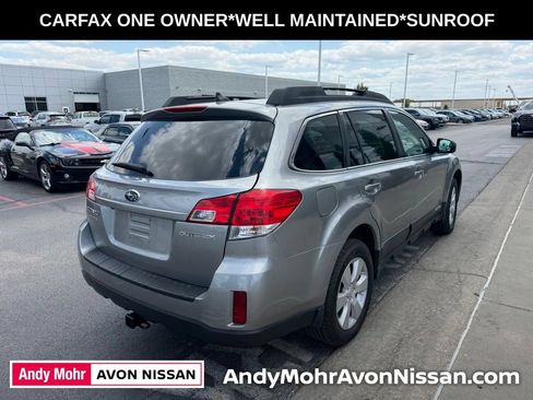 Used 2011 Subaru Outback 2.5i Limited w/ PWR Moonroof Pkg AWD/4WD image 3