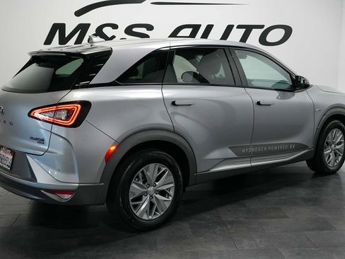 Used 2023 Hyundai Nexo Blue FWD image 4