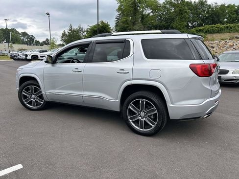 Used 2019 GMC Acadia Denali w/ Technology Package FWD image 6