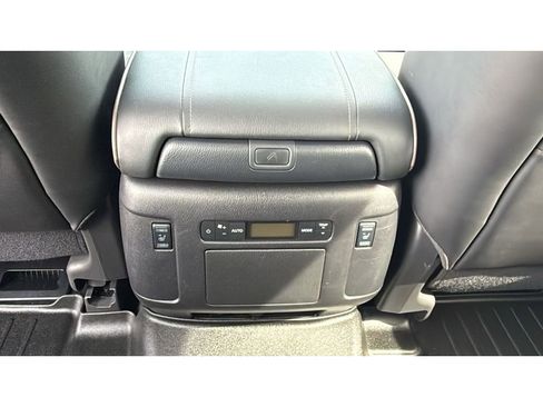 Used 2023 Nissan Armada Platinum AWD/4WD image 37