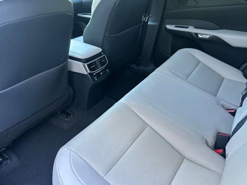 Certified 2023 Lexus RX 350h w/ Accessory Package (Z1) image 12