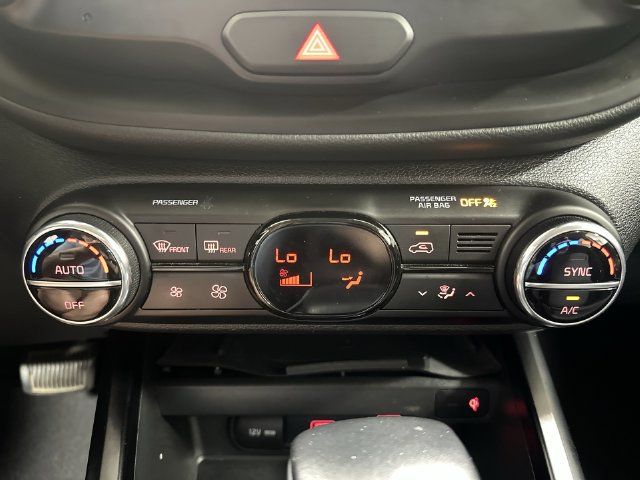 Used 2022 Kia Soul LX FWD image 21