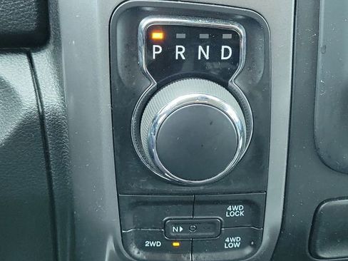 Used 2024 RAM 1500 Classic SLT image 32