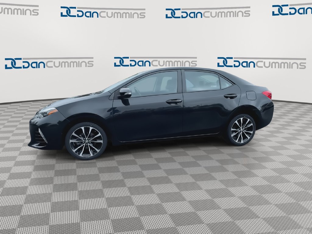 Used 2017 Toyota Corolla SE w/ Carpet Mat Package (TMS) FWD image 5