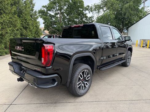 New 2026 GMC Sierra 1500 AT4 w/ AT4 Premium Package AWD/4WD image 31