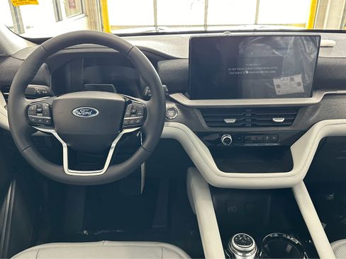 New 2026 Ford Explorer Platinum w/ LUX Leather Package image 14