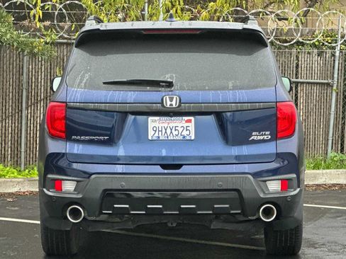 Used 2023 Honda Passport Elite image 8