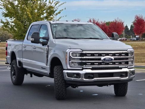 New 2026 Ford F350 Lariat w/ Tremor Off-Road Package image 3