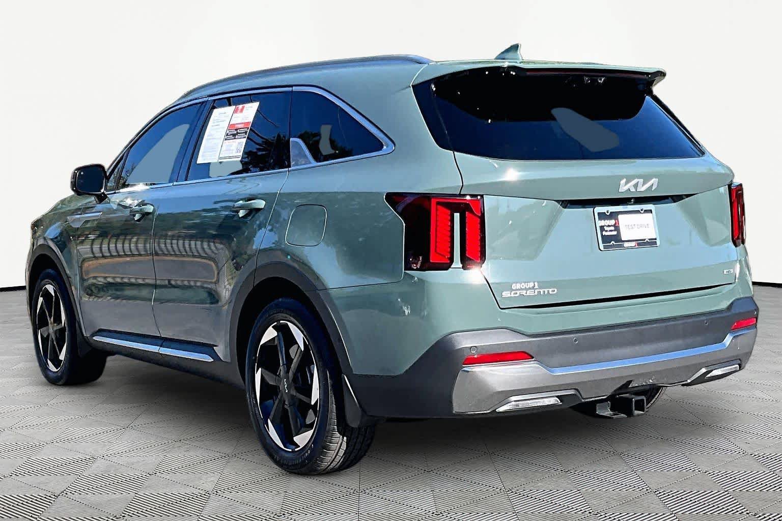 Used 2025 Kia Sorento SX Prestige AWD/4WD image 12