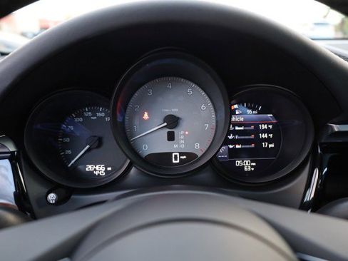 Used 2023 Porsche Macan S image 30