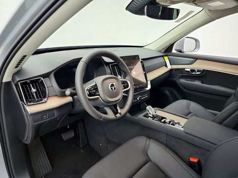 New 2026 Volvo XC90 B6 Plus w/ Protection Package image 20