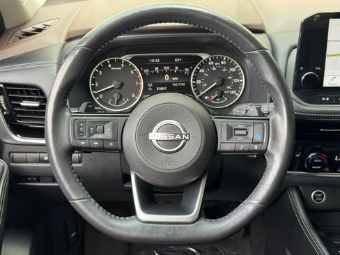 Used 2022 Nissan Rogue SL w/ SL Premium Package FWD image 19