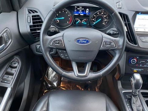 Used 2019 Ford Escape SEL image 7