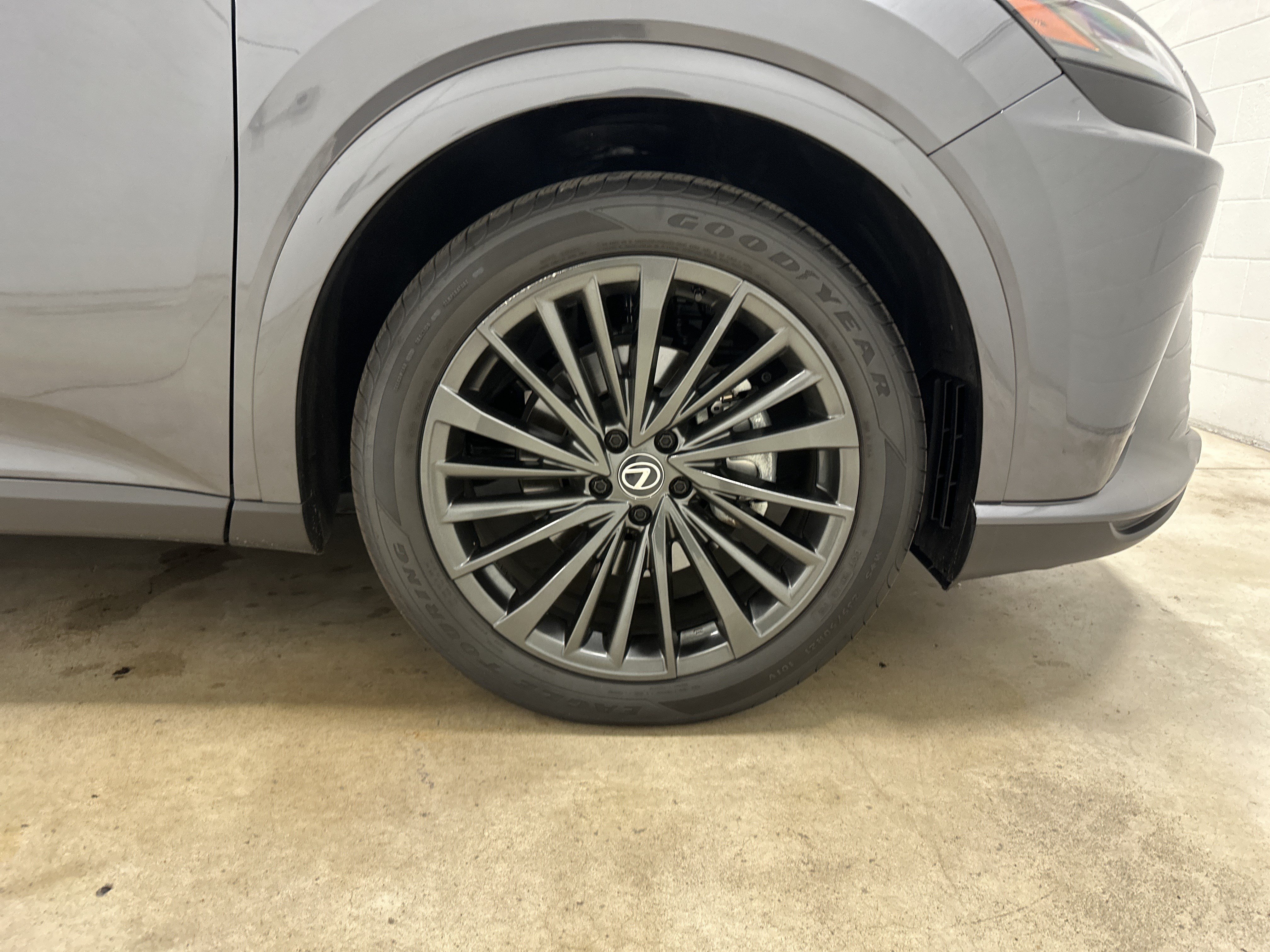 Certified 2025 Lexus RX 350 Premium AWD/4WD image 13