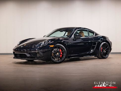 Used 2024 Porsche 718 Cayman GTS RWD image 1