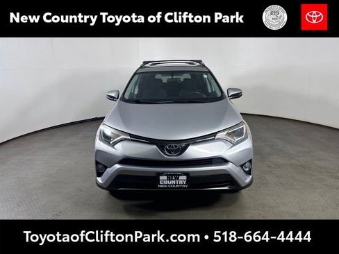 Used 2016 Toyota RAV4 XLE AWD/4WD image 8
