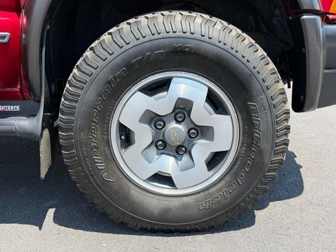 Used 1998 Chevrolet S10 Pickup LS w/ Preferred Equipment Group AWD/4WD image 27