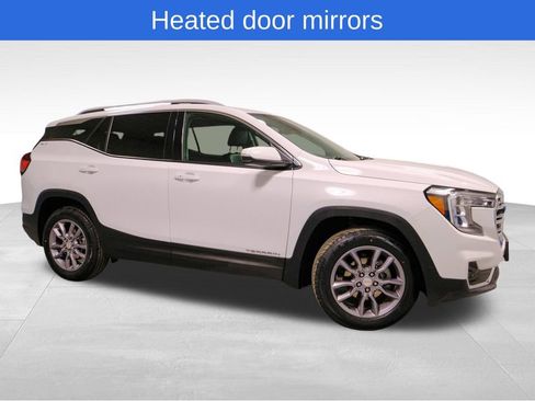 Used 2024 GMC Terrain SLT image 10