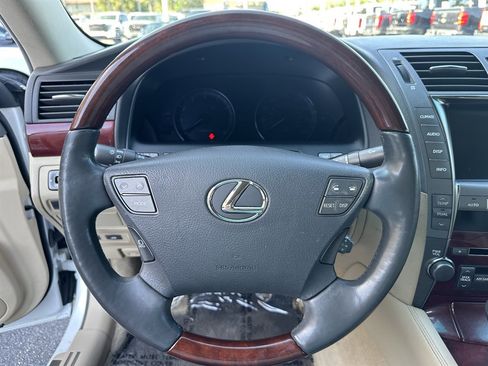 Used 2009 Lexus LS 460 image 28