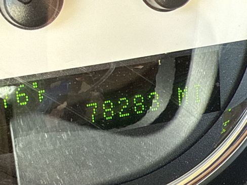 Used 2005 Ford F150 XLT AWD/4WD image 21