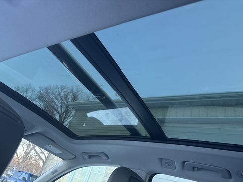 Used 2023 Audi Q5 2.0T Premium Plus image 3