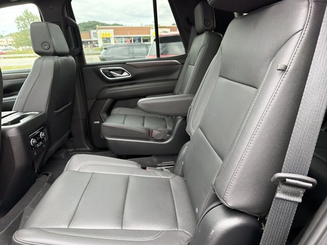 Used 2023 Chevrolet Tahoe LT w/ LT Signature Package AWD/4WD image 14