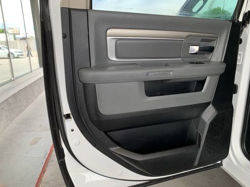 Used 2014 RAM 2500 SLT w/ Luxury Group AWD/4WD image 20