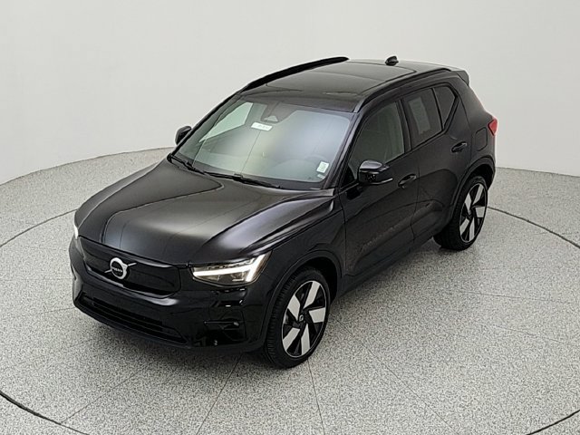 Certified 2023 Volvo XC40 Recharge Ultimate w/ Protection Package Premier AWD/4WD image 13