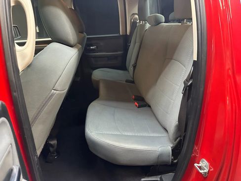 Used 2018 RAM 1500 Classic SLT image 21