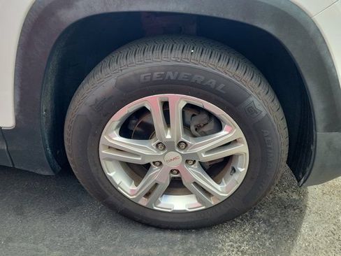Used 2019 GMC Terrain SLE AWD/4WD image 2